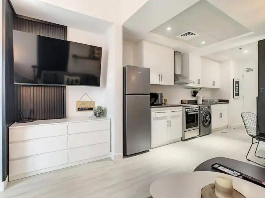 Luxury Modern Studio In Jlt With Amazing View & Rooftop Pool - Sleeps 3 迪拜 外观 照片